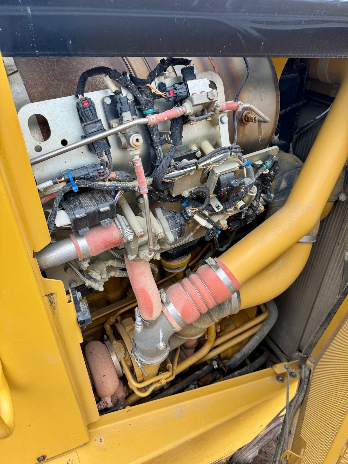 2019 CATERPILLAR D8T - Image 7